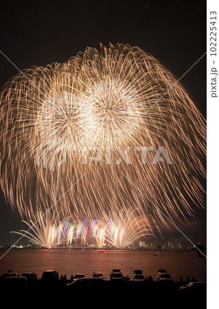 【三重県】桑名水郷花火大会 102225413
