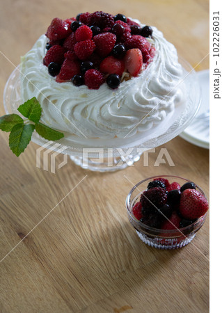 メレンゲパヴロヴァ メレンゲパヴロヴァ 102226031