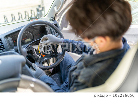 ステアリング交換 自動車 ハンドル ドレスアップ ステアリング交換 自動車 ハンドル ドレスアップ 102226656