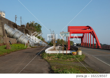 JR東日本信濃川発電所群の一つ 小千谷発電所　新潟県小千谷市 102228507