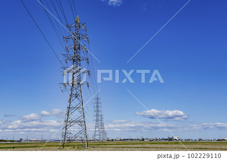 鉄塔 高圧鉄塔 送電線 鉄塔 高圧鉄塔 送電線 102229110
