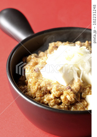 お豆腐たっぷりピリ辛熱々麻婆豆腐 102231248