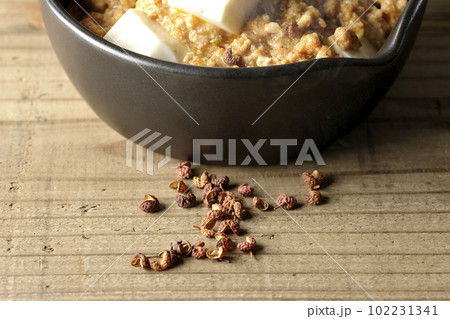 熱々麻婆豆腐とホアジャオ 102231341