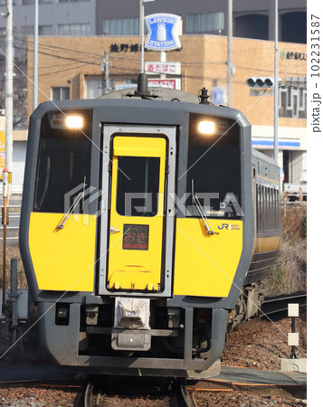 鉄道写真特急おき 特急 スーパーおき / 新山口駅にて | 安芸もみじ ─ Photographs