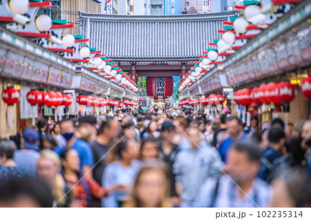 日本の東京都市景観 マ無しの方増加、これでエ感染爆発はない…浅草寺はコロナ前をこえる人流…=5月1日 日本の東京都市景観 マ無しの方増加、これでエ感染爆発はない…浅草寺はコロナ前をこえる人流…=5月1日 102235314