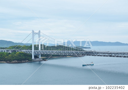 岡山側からの瀬戸大橋 岡山側からの瀬戸大橋 102235402