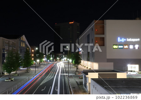 海老名駅前のららぽーと横の道 海老名駅前のららぽーと横の道 102236869