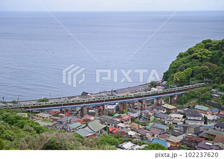 東海道本線 根府川ー早川 JR東日本 E233系3000番台 東海道本線 根府川ー早川 JR東日本 E233系3000番台 102237620