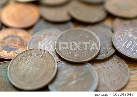 大量の十円玉 大量の十円玉 102243049