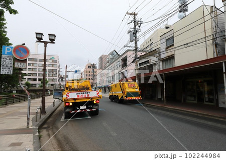 岩手　盛岡　道路清掃作業 102244984