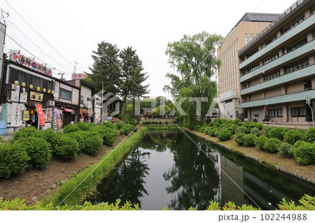 岩手　盛岡　内丸緑地 102244988