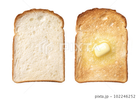 スライスした食パンとトーストしてバターをのせた食パン 102246252