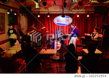 大阪中心に活動中のブルースバンド泉州屋パラダイスのライブ 102252954