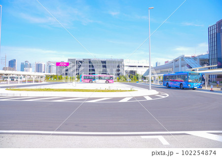 幕張豊砂駅前広場 102254874