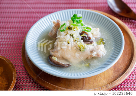 鶏手羽元のお米スープ 102255646