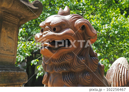 品川神社の備前焼の狛犬【東京都品川区】 品川神社の備前焼の狛犬【東京都品川区】 102256467