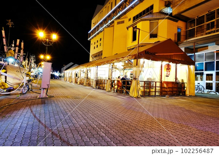 北海道釧路名物 岸壁炉端 102256487