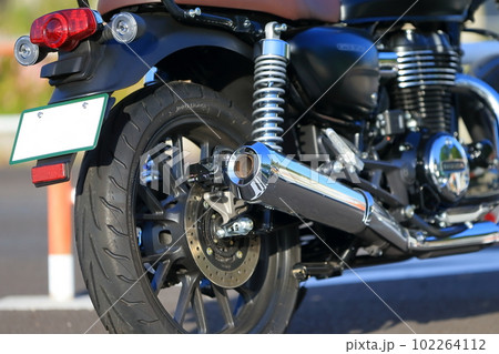 バイクのマフラー　イメージ 102264112