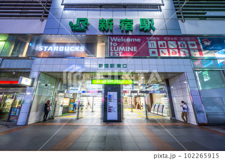 新宿東口駅前 新宿東口駅前 102265915