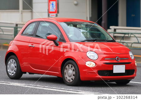 赤いイタリア車 イメージ 赤いイタリア車 イメージ 102268314