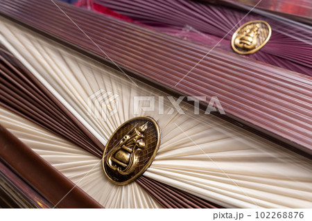 The lid of the coffin, covered with fabric. 102268876