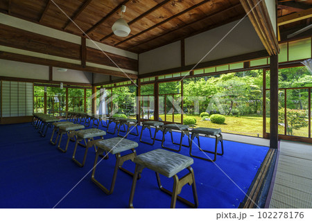 臥雲山即宗院 庭園 新緑の季節(京都市東山区) 臥雲山即宗院 庭園 新緑の季節(京都市東山区) 102278176