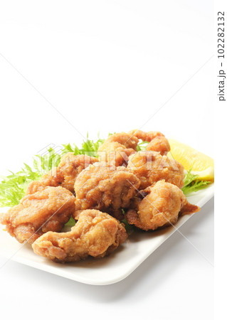 鶏のから揚げ 鶏のから揚げ 102282132