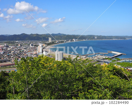 千葉県鴨川市の街並み 102284490