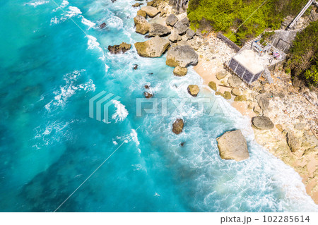 Aerial view of Bingin beach in Bali, Indonesia 102285614