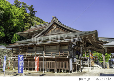一畑薬師　薬師本堂　島根県出雲市 102287712