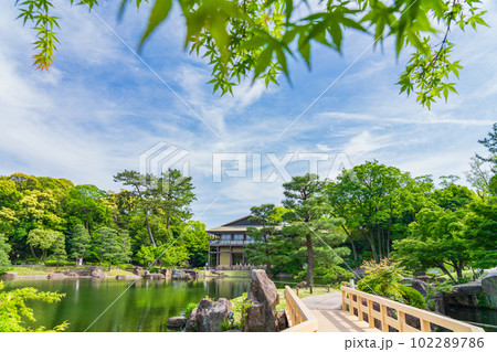 新緑の徳川園〈愛知県名古屋市〉 新緑の徳川園〈愛知県名古屋市〉 102289786