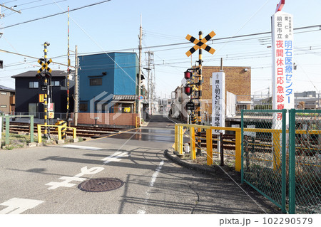 山陽電車 中八木駅 西側踏切 （兵庫県 明石市） 102290579