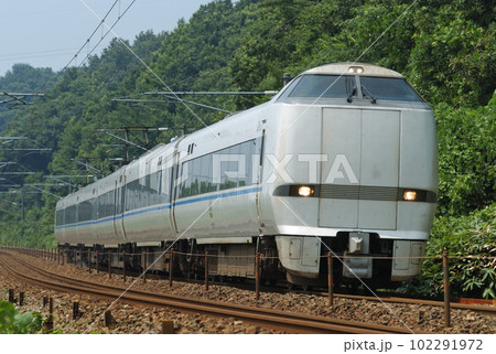 北陸本線　津幡ー倶利伽羅　JR西日本　681系　T07編成（金沢）　サンダーバード 102291972