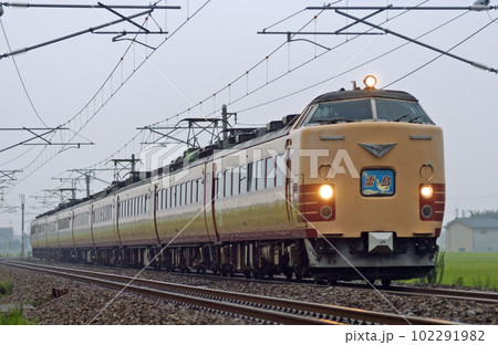 北陸本線　美川ー加賀笠間　JR西日本　485系　A06編成（京都）　雷鳥 102291982