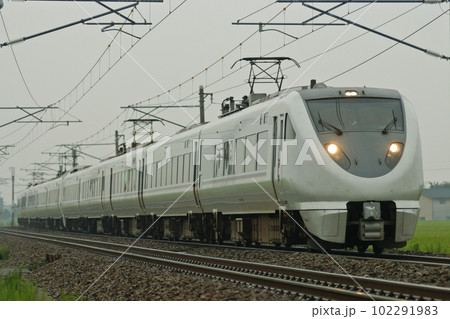 北陸本線　美川ー加賀笠間　JR西日本　683系　S12+S21+S24編成（金沢）　しらさぎ 102291983