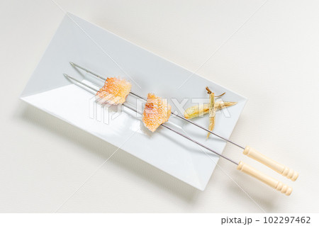松笠揚げ 串刺し 松笠揚げ 串刺し 102297462