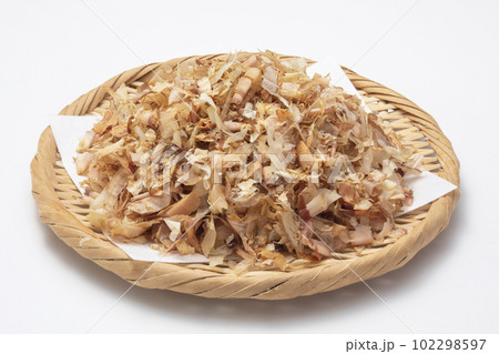 混合削り節(鰹節 鯖節 そうだ鰹節 むろあじ節) 混合削り節(鰹節 鯖節 そうだ鰹節 むろあじ節) 102298597
