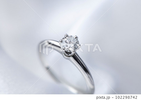 美しい結婚指輪のイメージ 102298742