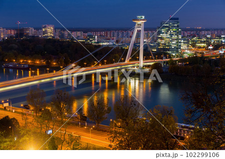 Night view of illuminated Most SNP, Bratislava 102299106