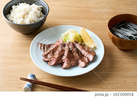 牛タン定食 102300058