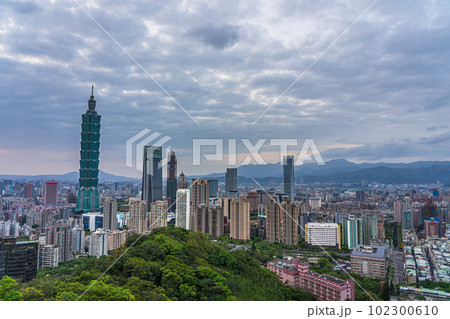 台湾 2023 台北101 象山眺望 夕景 台湾 2023 台北101 象山眺望 夕景 102300610