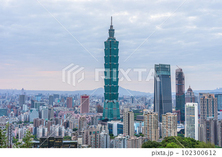 台湾 2023 台北101 象山眺望 夕景 台湾 2023 台北101 象山眺望 夕景 102300612