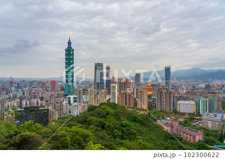台湾 2023 台北101 象山眺望 夕景 台湾 2023 台北101 象山眺望 夕景 102300622