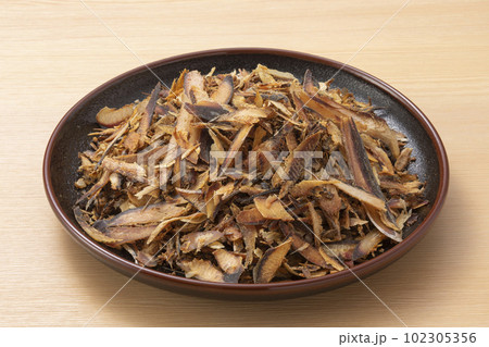 混合削り節(鯖節 むろあじ節 いわしの煮干し) 混合削り節(鯖節 むろあじ節 いわしの煮干し) 102305356