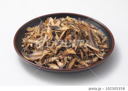 混合削り節(鯖節 むろあじ節 いわしの煮干し) 混合削り節(鯖節 むろあじ節 いわしの煮干し) 102305358