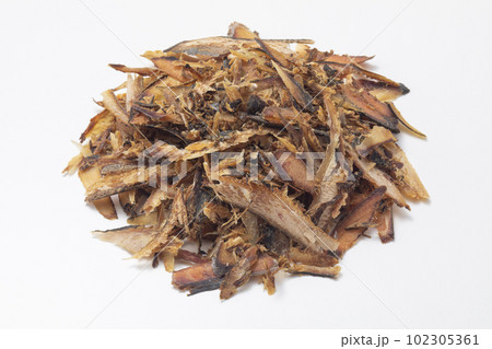 混合削り節(鯖節 むろあじ節 いわしの煮干し) 混合削り節(鯖節 むろあじ節 いわしの煮干し) 102305361