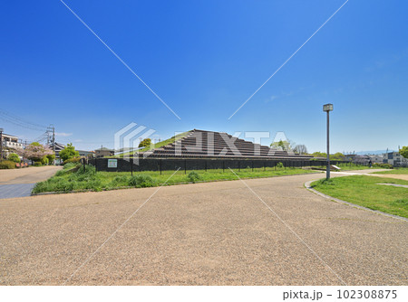 土塔（大阪府堺市中区土塔町） 102308875