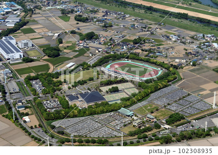 埼玉県　川越運動公園　陸上競技場 102308935