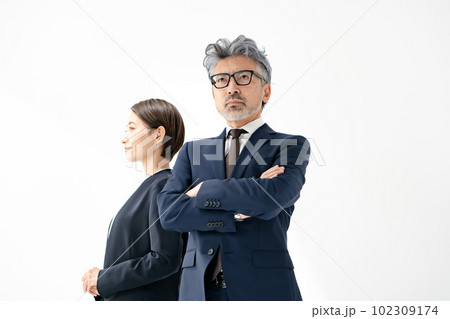 ビジネス　女性　男性　 102309174