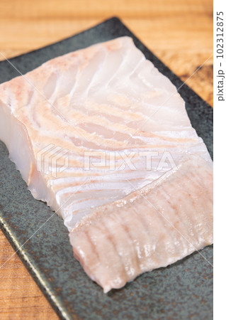 美味しい平目のさく 102312875